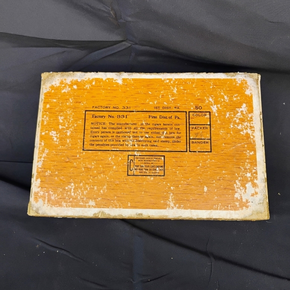 Blue Ribbon Vintage Box - Picture 3 of 3